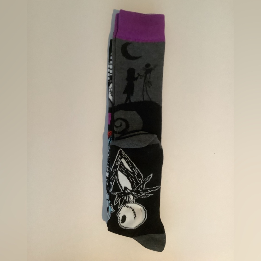 Nightmare Before Christmas Socks 2 Pairs New - Picture 2 of 4